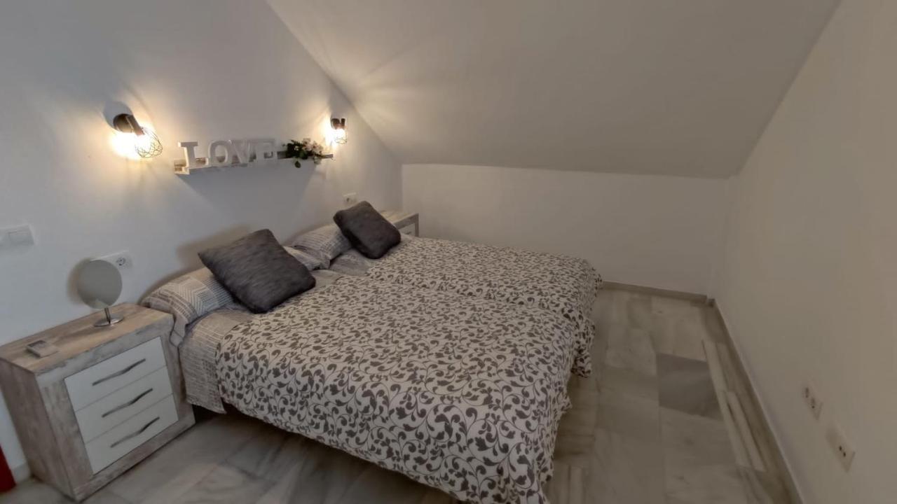 Apartamentos La Casa De Bebita Fuengirola Kültér fotó