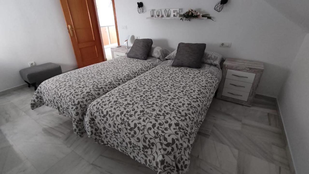 Apartamentos La Casa De Bebita Fuengirola Kültér fotó