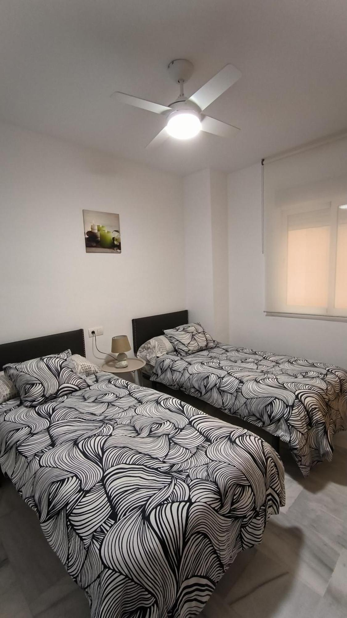 Apartamentos La Casa De Bebita Fuengirola Kültér fotó