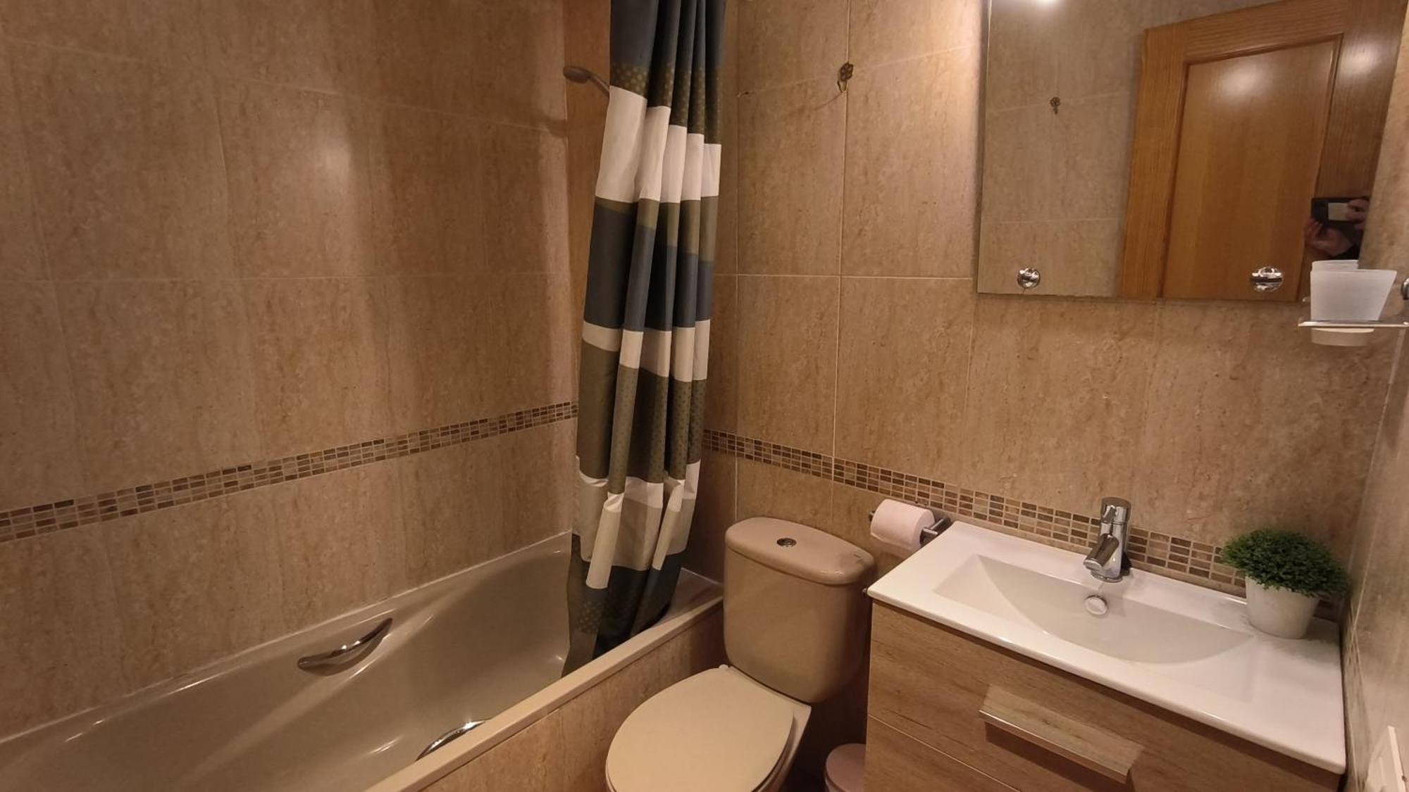 Apartamentos La Casa De Bebita Fuengirola Kültér fotó