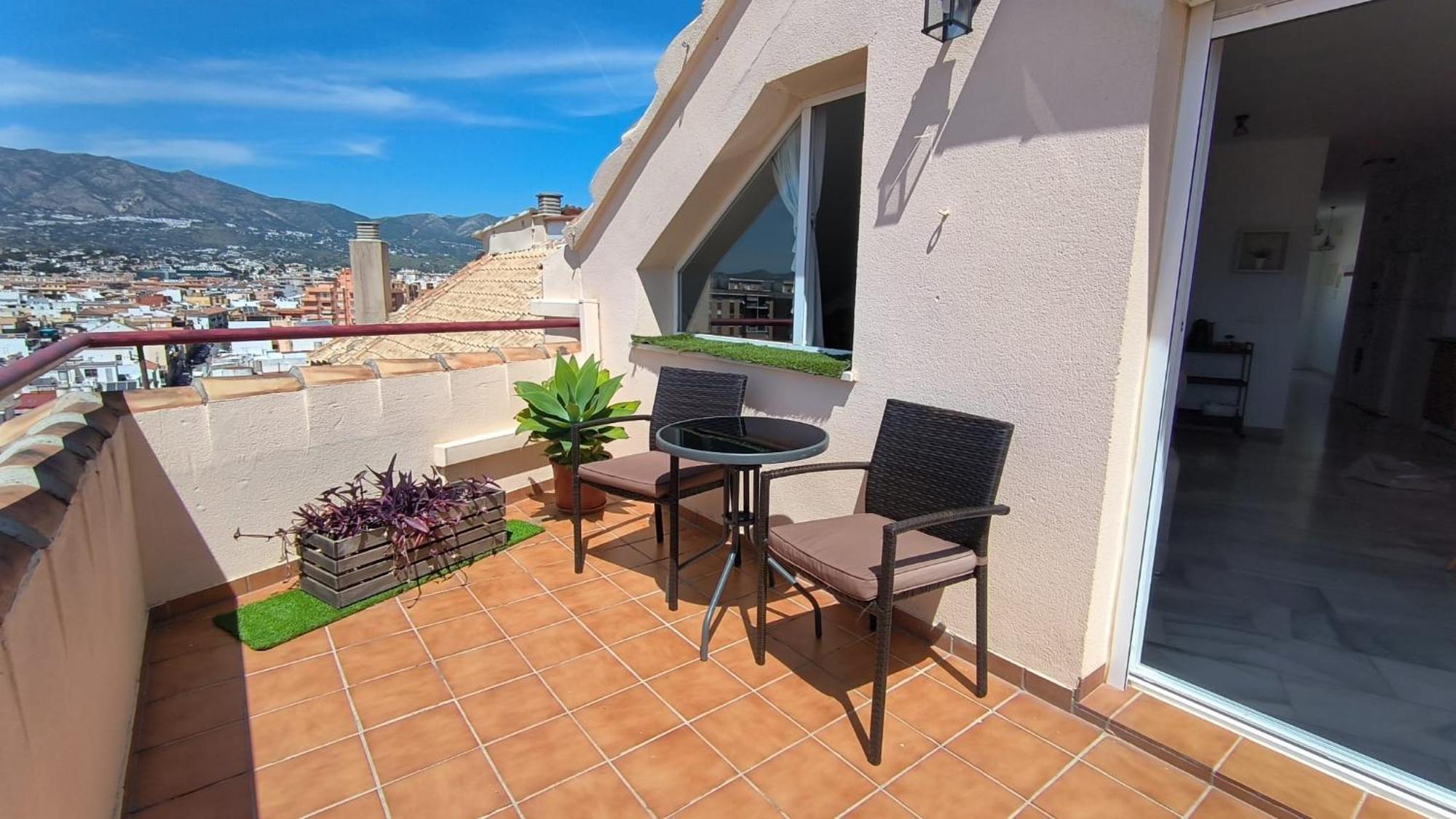 Apartamentos La Casa De Bebita Fuengirola Kültér fotó