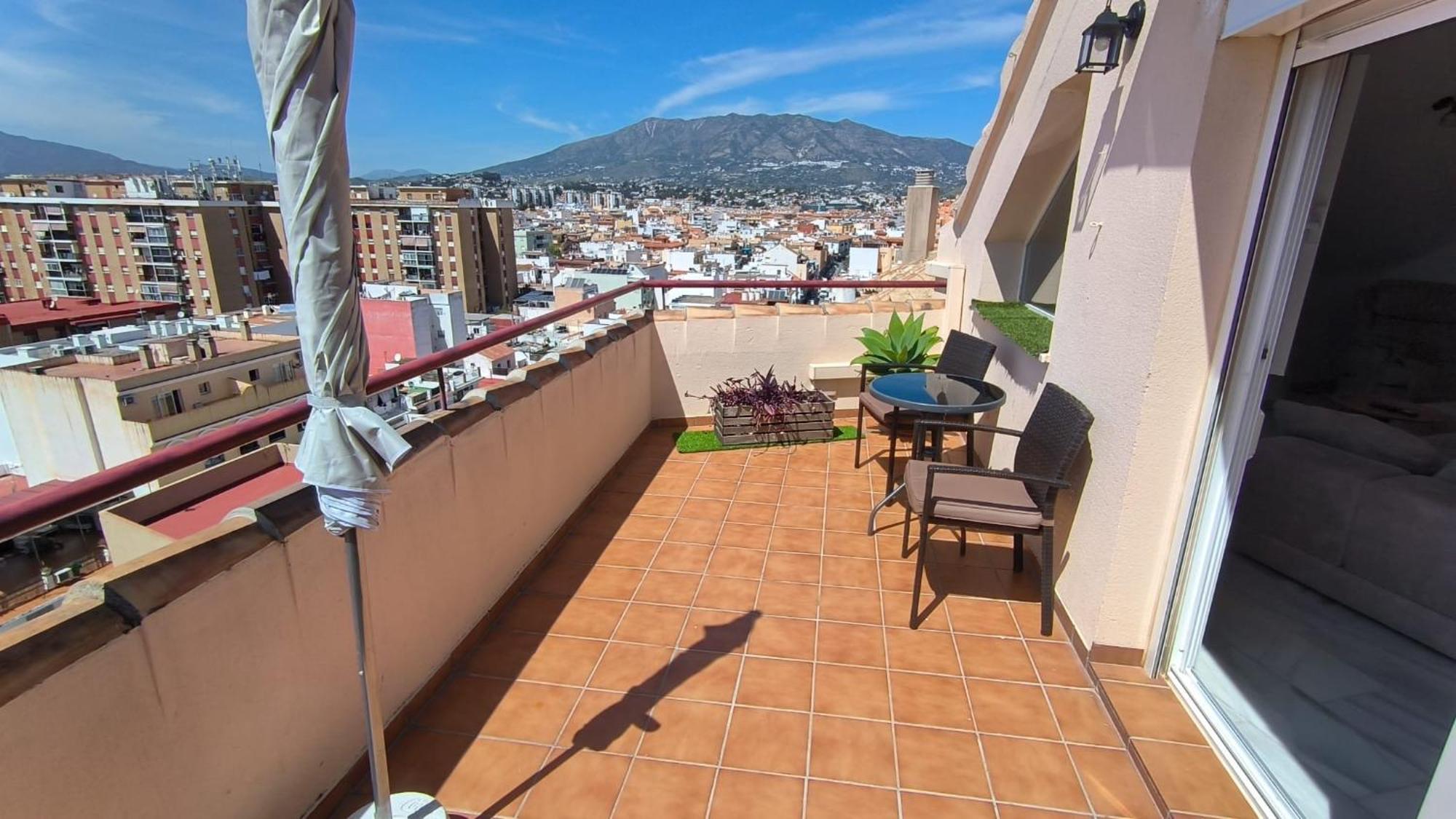 Apartamentos La Casa De Bebita Fuengirola Kültér fotó